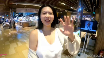 คลิปหลุด montecristoxv แม่สาวหมวยคมไปชวนกินชูชิแล้วซื้อเค้กไปเป่าที่ห้อง แล้วโดนจับกระเด้าหีเย็ดเสียวๆแบบไม่ยั้งเลย